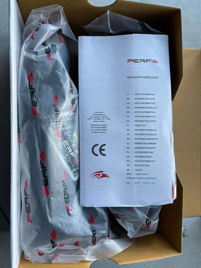 BUTY ROBOCZE PERF BLADE 410 gram S1P ROZ.44 BUTY ROBOCZE PERF BLADE 410 gram S1P ROZ.44