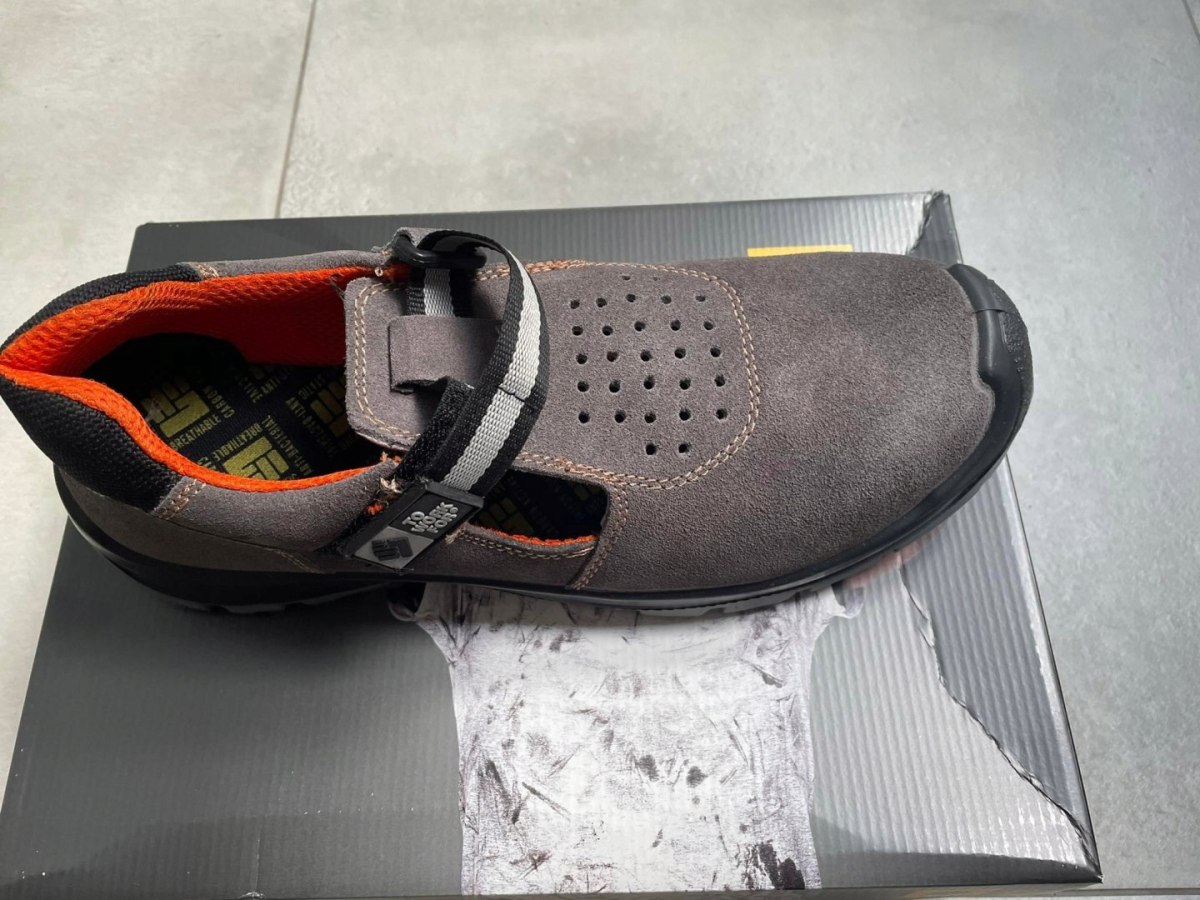 BUTY SANDAŁY ROBOCZE BHP S1P SRC LAGOS r.42