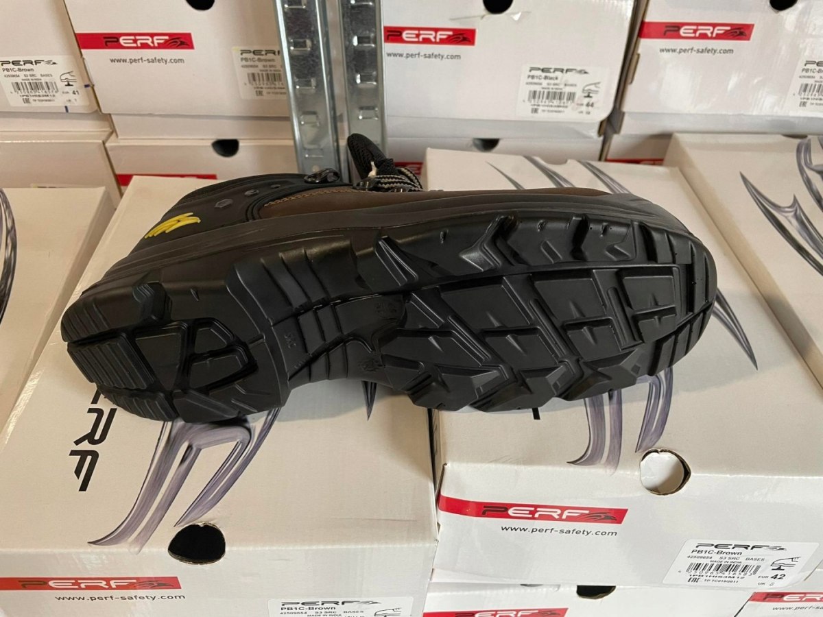 BUTY ROBOCZE BHP PERF PB1C SKÓRA S3 ROZ.42