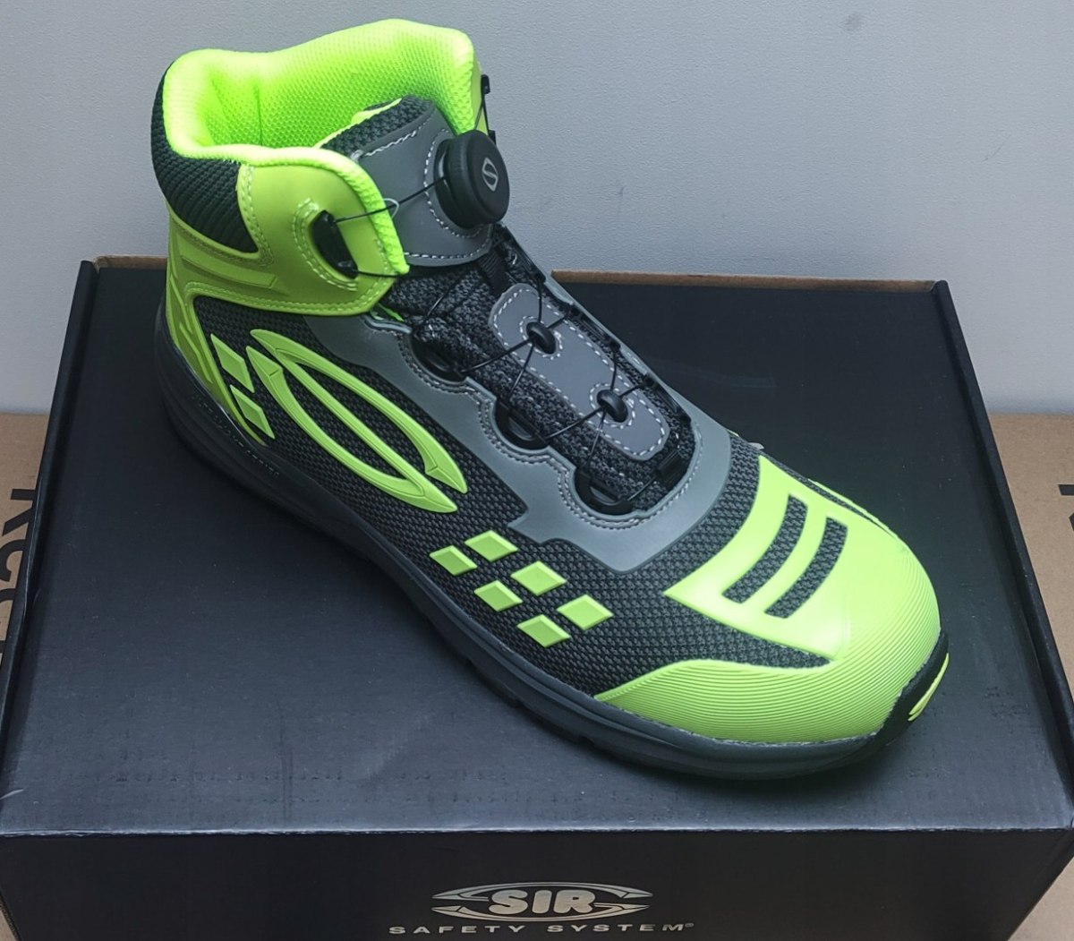 BUTY OBUWIE ROBOCZE BHP ULTRALIGHT S3 SRC r.45