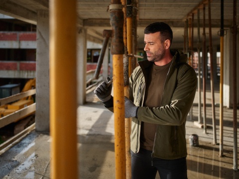 Kurtka Softshell ToWorkFor 1U50.40 Wiatroodporna Odpinany kaptur Zielona r.M-XXL