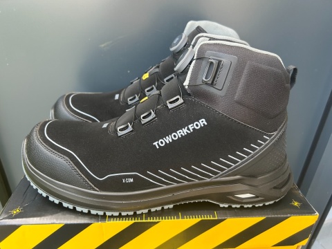LEKKIE OBUWIE BUTY ROBOCZE BHP X-COM X-507 S3 SRC ESD BOA