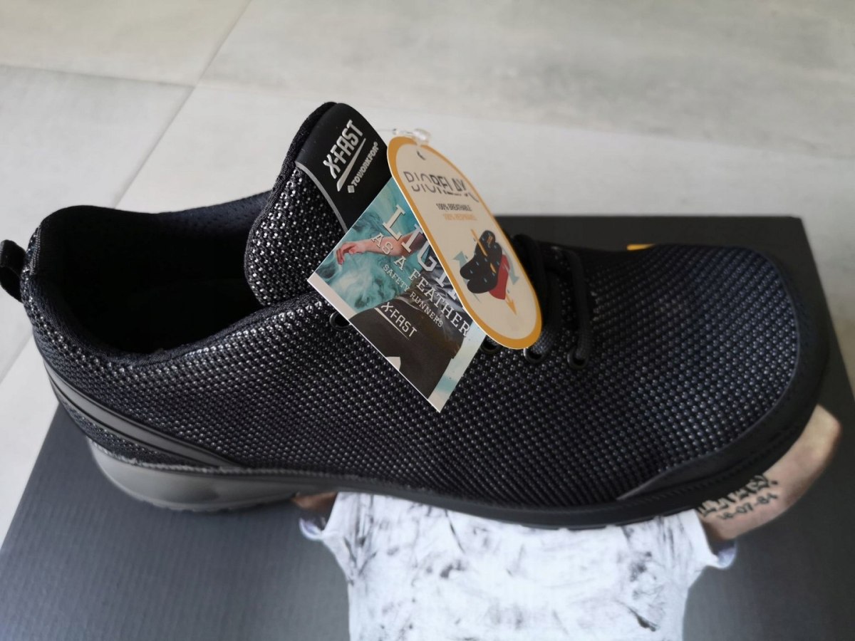 BUTY OBUWIE ROBOCZE BHP S1P SRC HRO X-FAST r. 40 - 46 BUTY OBUWIE ROBOCZE BHP S1P SRC HRO X-FAST r. 40 - 46